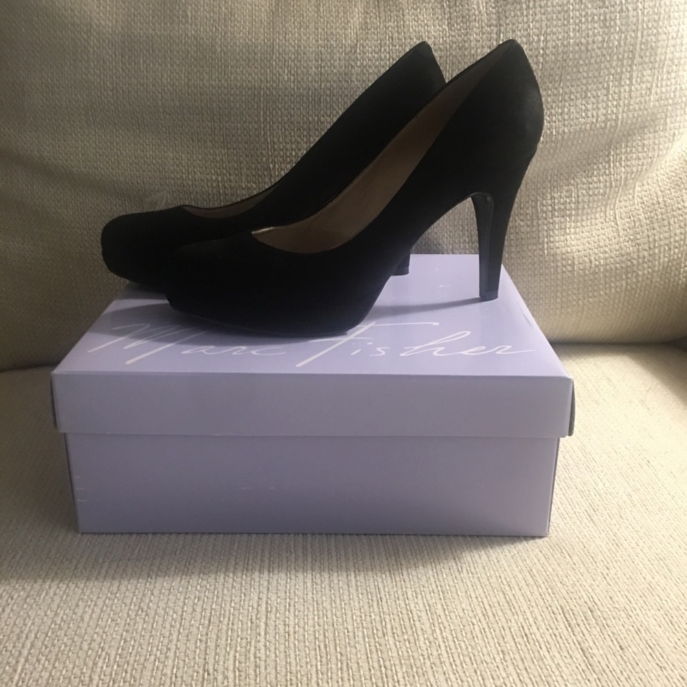 Marc Fisher suede pumps.
